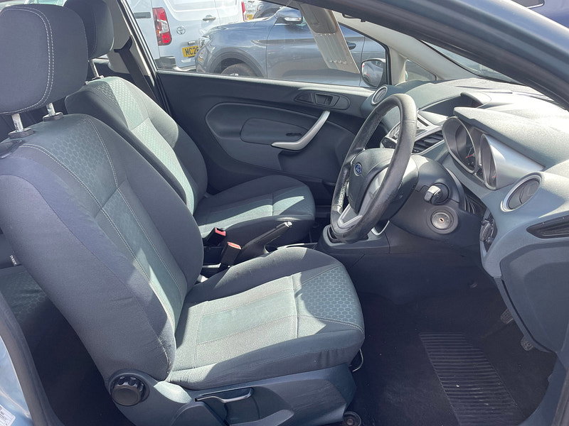 Ford Fiesta 1.4 Zetec Hatchback 3dr Petrol Manual (133 g/km, 94 bhp) 3dr Manual 2026
