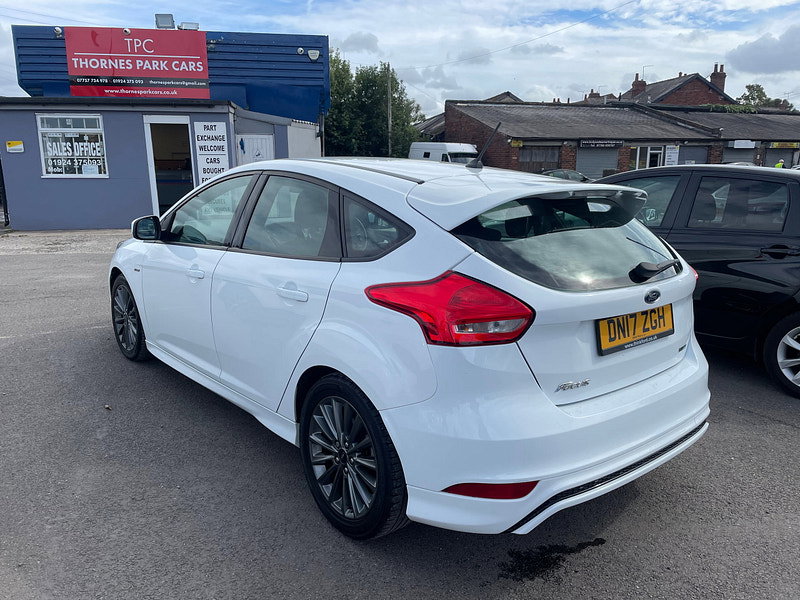 Ford Focus 1.0T EcoBoost ST-Line Hatchback 5dr Petrol Manual Euro 6 (s/s) (125 ps) 5dr Manual 2026