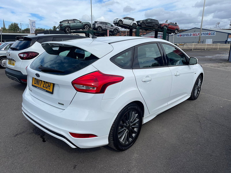 Ford Focus 1.0T EcoBoost ST-Line Hatchback 5dr Petrol Manual Euro 6 (s/s) (125 ps) 5dr Manual 2026
