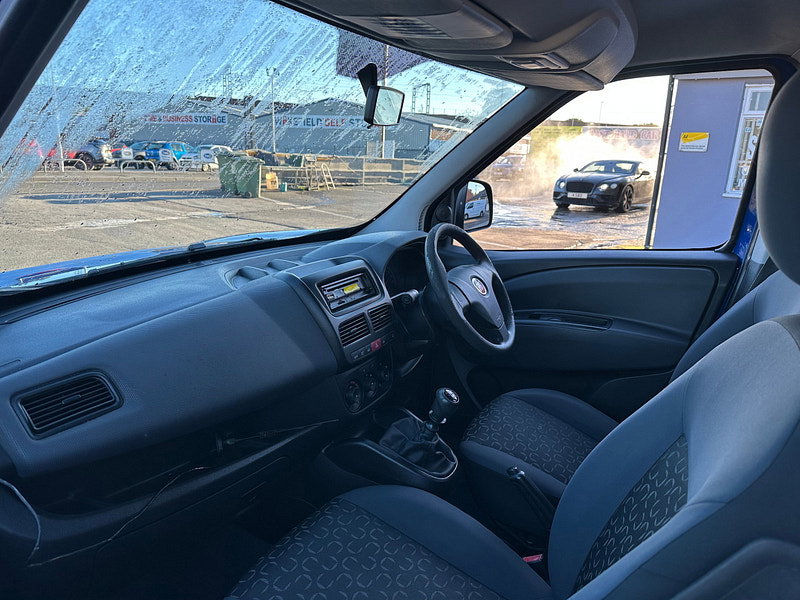 Fiat Doblo 1.6 MultiJet 16v Dynamic Estate 5dr Diesel Manual (138 g/km, 105 bhp) 5dr Manual 2026