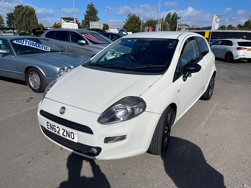 Fiat Punto 0.9 TwinAir Hatchback 3dr Petrol Euro 5 (s/s) (85 bhp) 3dr Manual 2026