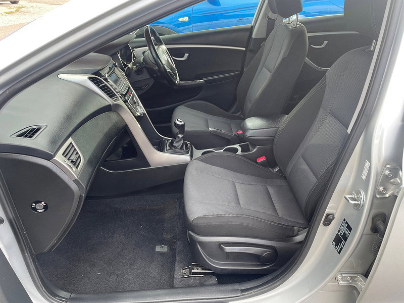 Hyundai I30 1.6 CRDi Blue Drive SE Hatchback 5dr Diesel Manual Euro 6 (s/s) (110 ps) 5dr Manual 2026