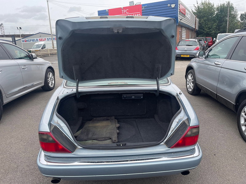 Jaguar XJ 4.0  xj6 sport auto 4dr Automatic 2026