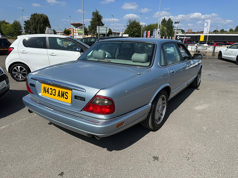 Jaguar XJ Saloon 4dr Automatic 2026