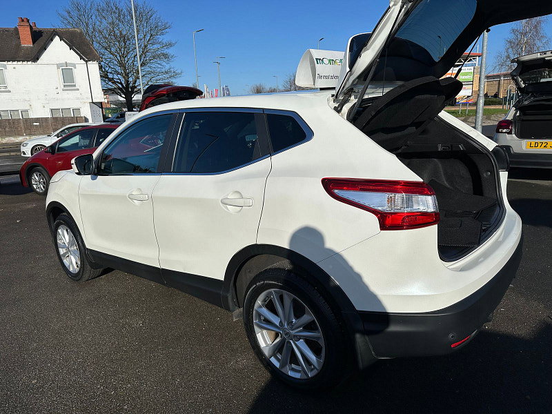 Nissan Qashqai 1.5 dCi Acenta Premium SUV 5dr Diesel Manual 2WD Euro 5 (s/s) (110 ps) 5dr Manual 2026