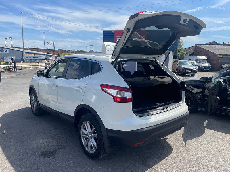 Nissan Qashqai 1.5 dCi Acenta Premium SUV 5dr Diesel Manual 2WD Euro 5 (s/s) (110 ps) 5dr Manual 2026
