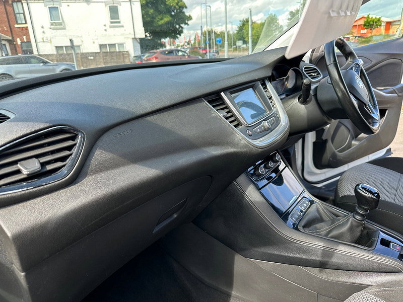 Vauxhall Grandland X 1.2 Turbo GPF SE SUV 5dr Petrol Manual Euro 6 (s/s) (130 ps) 5dr Manual 2026