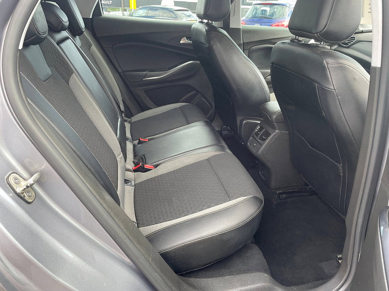 Vauxhall Grandland X 1.2 Turbo GPF Sport Nav SUV 5dr Petrol Manual Euro 6 (s/s) (130 ps) 5dr Manual 2026