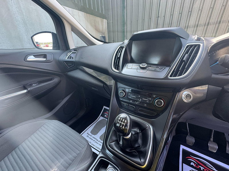 Ford C-Max 1.0T EcoBoost Titanium Euro 6 (s/s) 5dr 5dr Manual 2026