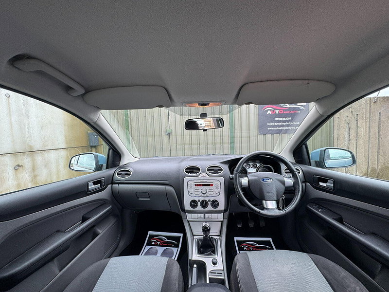 Ford Focus 1.6 Zetec 5dr 5dr Manual 2026