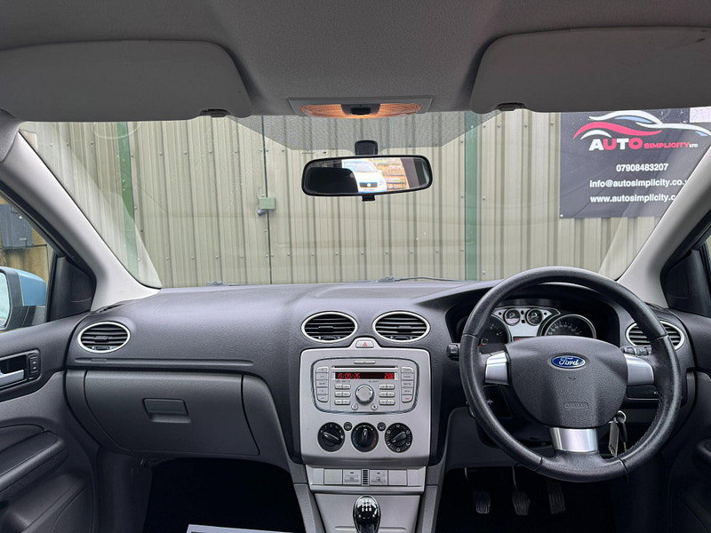 Ford Focus 1.6 Zetec 5dr 5dr Manual 2026
