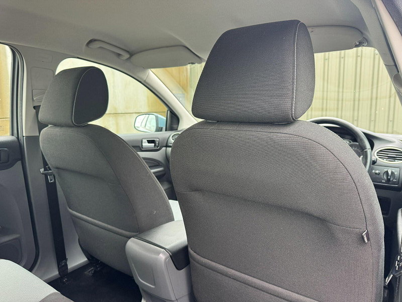 Ford Focus 1.6 Zetec 5dr 5dr Manual 2026