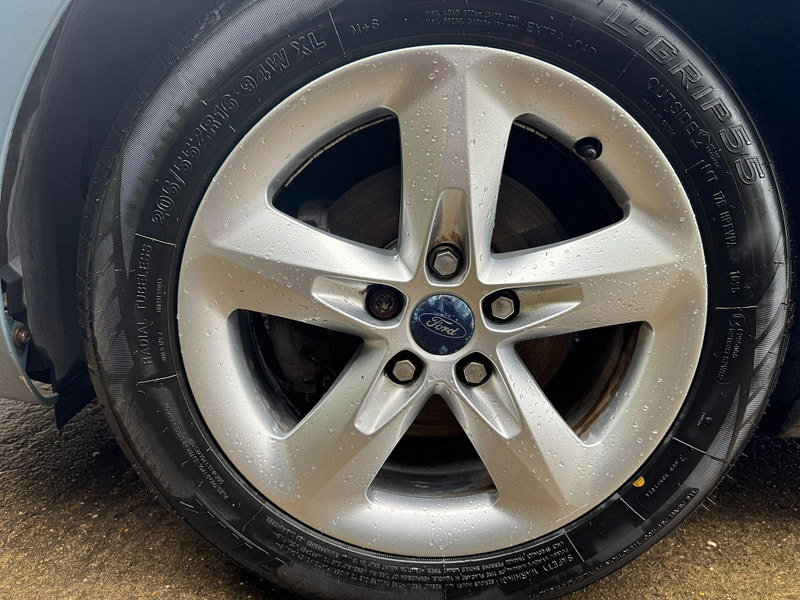 Ford Focus 1.6 Zetec 5dr 5dr Manual 2026