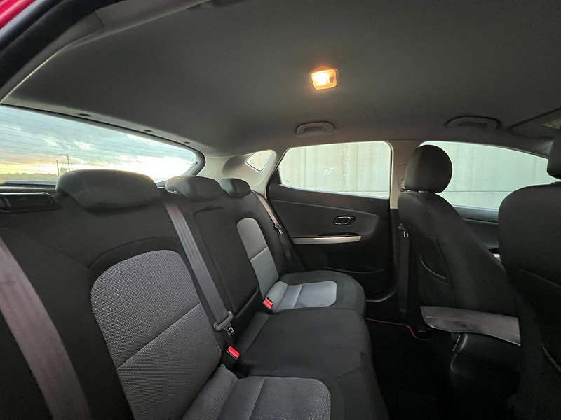 Kia Ceed 1.6 CRDi 2 DCT Euro 6 (s/s) 5dr 5dr Automatic 2026