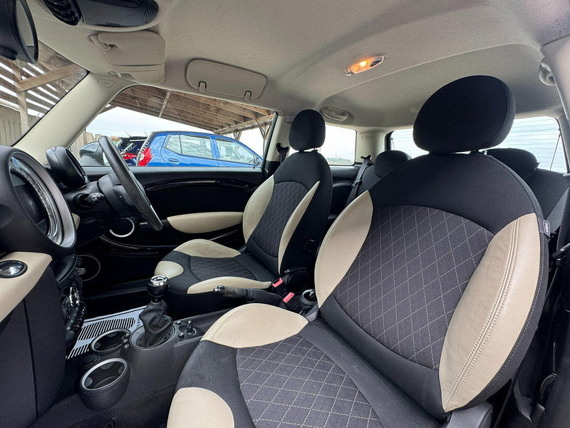 MINI Hatch 1.6 Cooper Euro 5 (s/s) 3dr 3dr Manual 2026