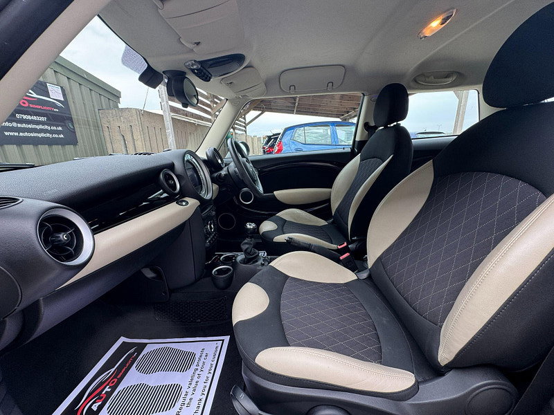 MINI Hatch 1.6 Cooper Euro 5 (s/s) 3dr 3dr Manual 2026