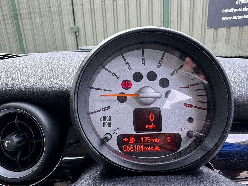 MINI Hatch 1.6 Cooper Euro 5 (s/s) 3dr 3dr Manual 2026