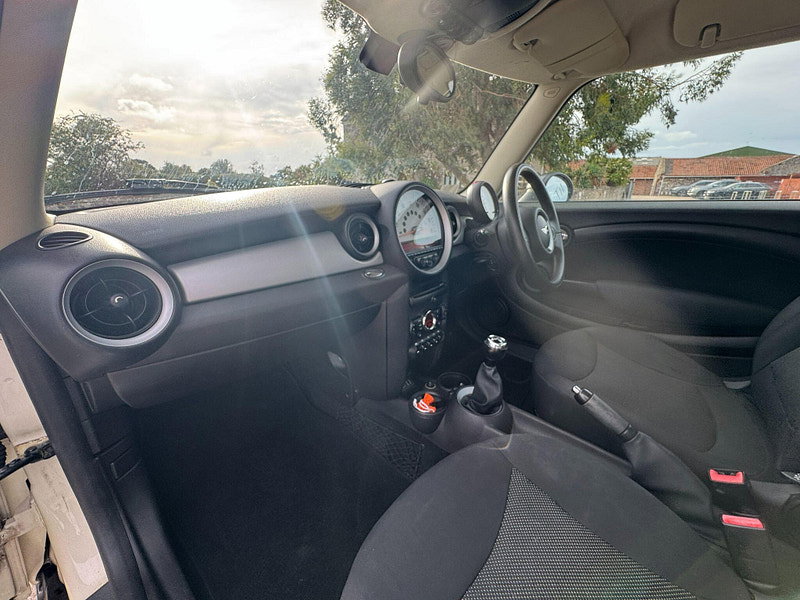 MINI Hatch 1.6 One Euro 5 3dr 3dr Manual 2026