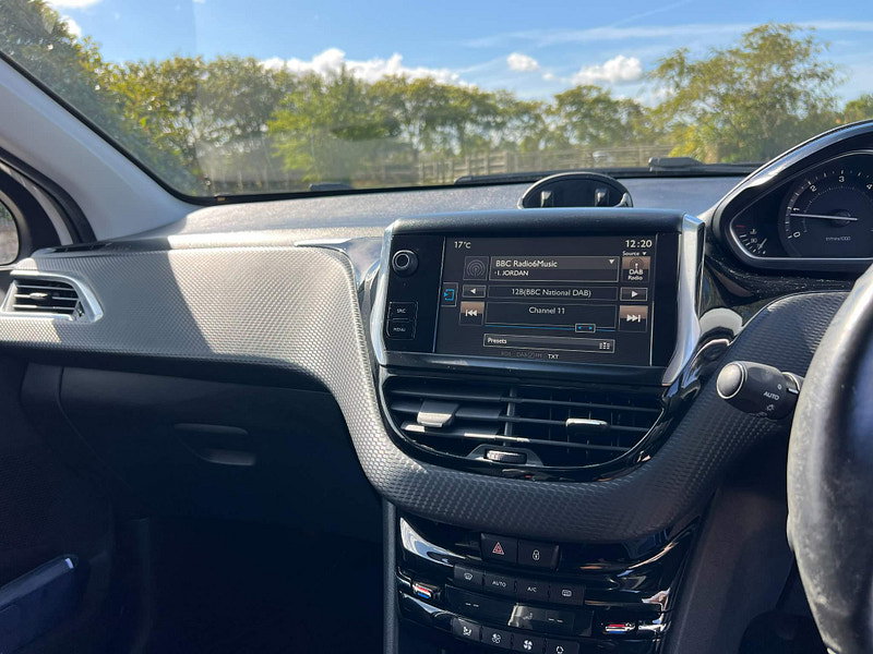 Peugeot 2008 1.6 e-HDi Allure Euro 5 (s/s) 5dr 5dr Manual 2026