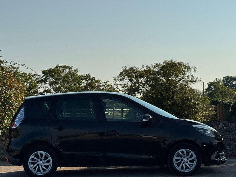 Renault Scenic 1.5 dCi ENERGY Dynamique TomTom Euro 5 (s/s) 5dr 5dr Manual 2026