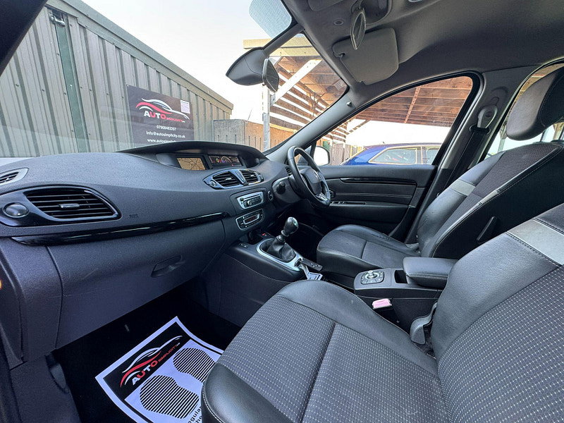 Renault Scenic 1.5 dCi ENERGY Dynamique TomTom Euro 5 (s/s) 5dr 5dr Manual 2026
