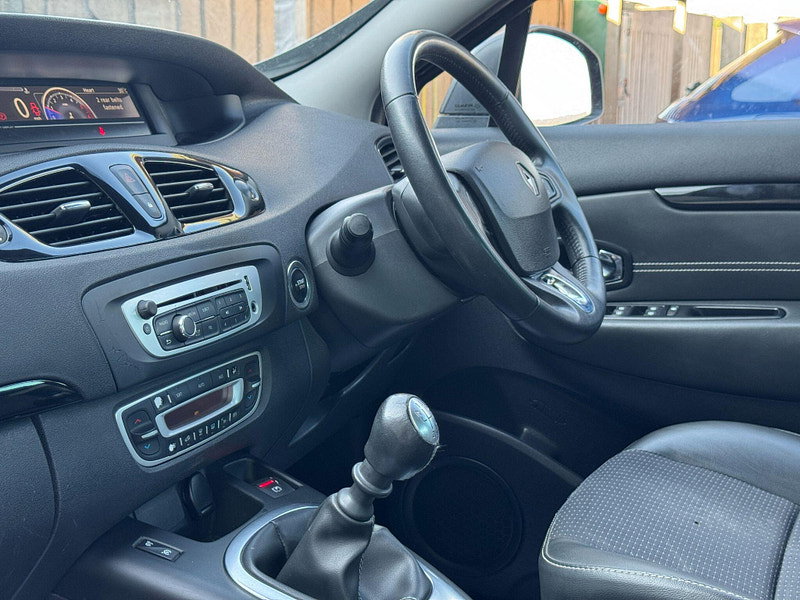 Renault Scenic 1.5 dCi ENERGY Dynamique TomTom Euro 5 (s/s) 5dr 5dr Manual 2026