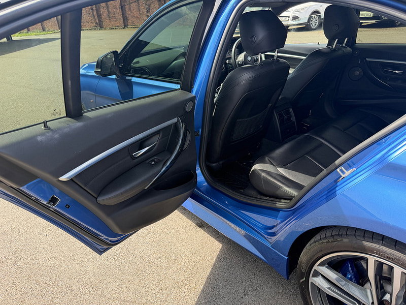 BMW 3 Series 2.0 320d M Sport Shadow Edition Saloon 4dr Diesel Auto Euro 6 (s/s) (190 ps)