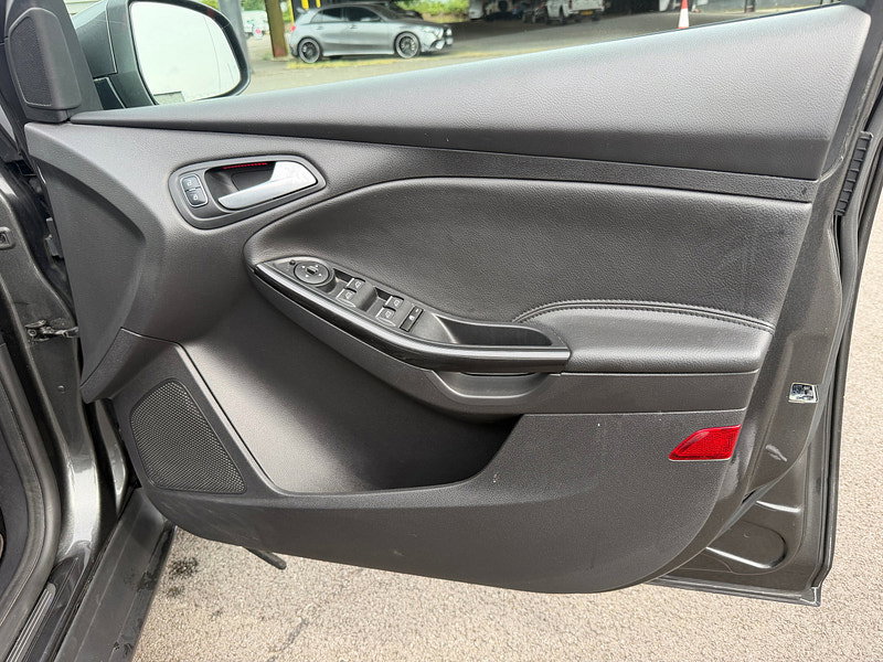 Ford Focus 1.0T EcoBoost Titanium X Hatchback 5dr Petrol Manual Euro 6 (s/s) (125 ps)