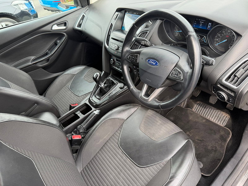 Ford Focus 1.0T EcoBoost Titanium X Hatchback 5dr Petrol Manual Euro 6 (s/s) (125 ps)