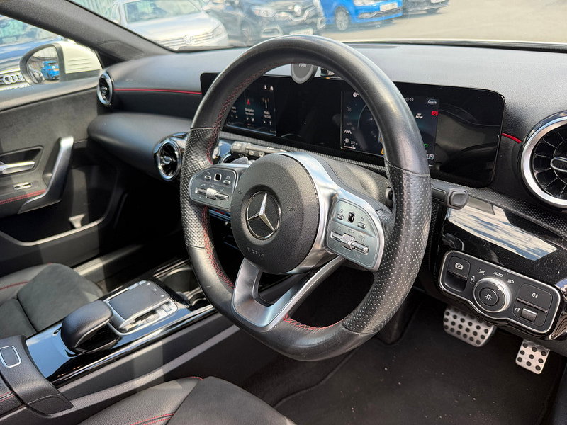 Mercedes-Benz A Class 1.5 A180d AMG Line Hatchback 5dr Diesel 7G-DCT Euro 6 (s/s) (116 ps)