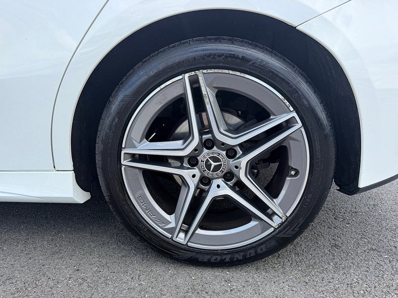 Mercedes-Benz A Class 1.5 A180d AMG Line Hatchback 5dr Diesel 7G-DCT Euro 6 (s/s) (116 ps)