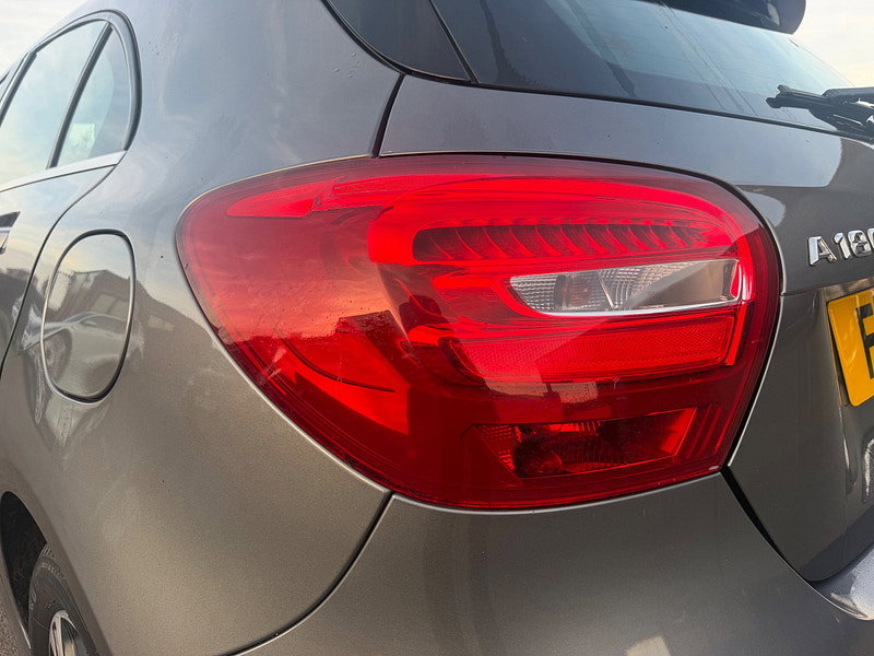 Mercedes-Benz A Class 1.5 A180d SE (Executive) Hatchback 5dr Diesel 7G-DCT Euro 6 (s/s) (109 ps)