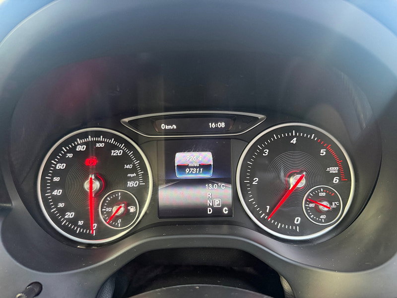 Mercedes-Benz A Class 1.5 A180d SE (Executive) Hatchback 5dr Diesel 7G-DCT Euro 6 (s/s) (109 ps)
