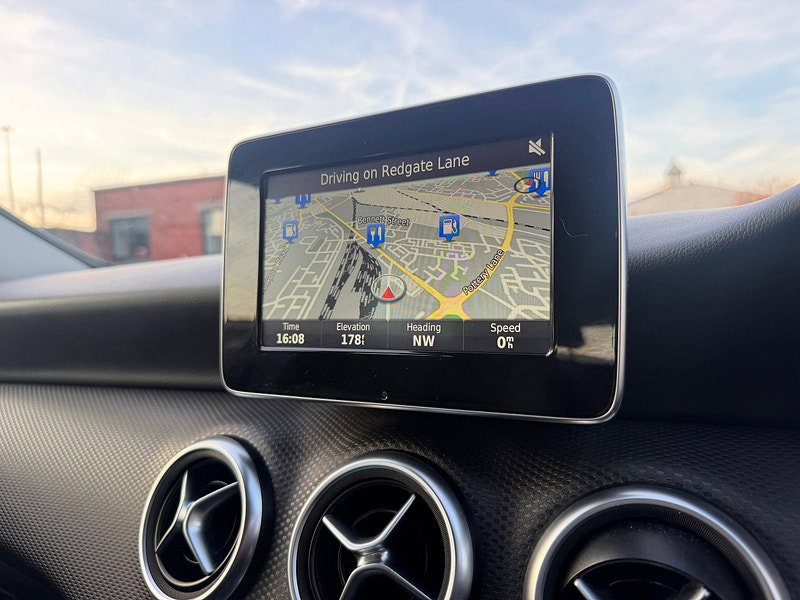 Mercedes-Benz A Class 1.5 A180d SE (Executive) Hatchback 5dr Diesel 7G-DCT Euro 6 (s/s) (109 ps)