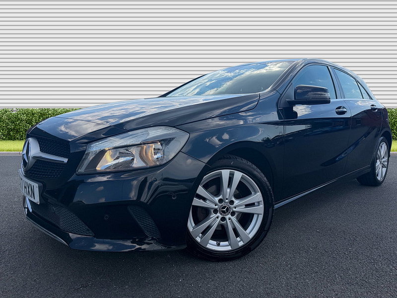 Mercedes-Benz A Class 1.5 A180d Sport (Executive) Hatchback 5dr Diesel 7G-DCT Euro 6 (s/s) (109 ps)