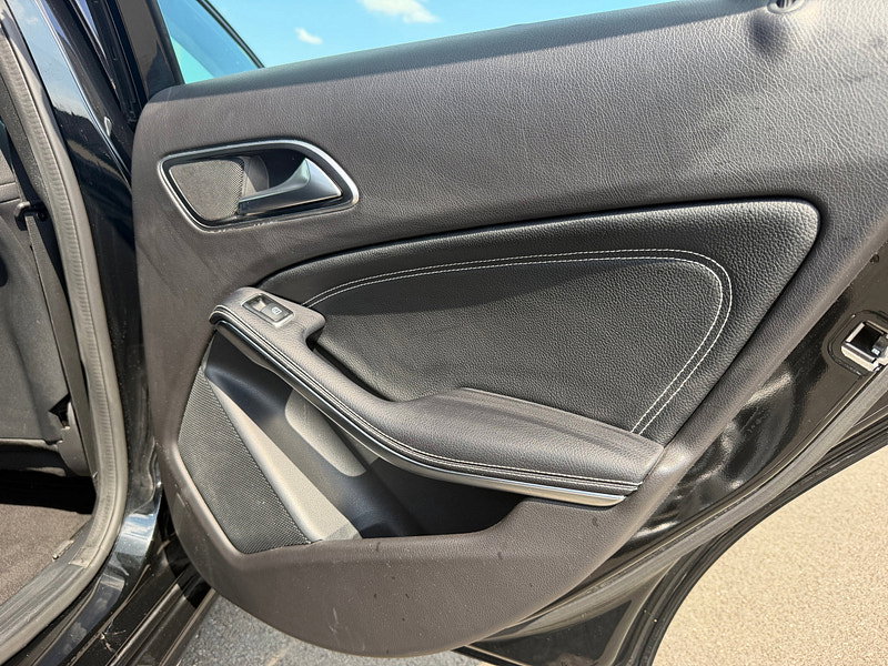 Mercedes-Benz A Class 1.5 A180d Sport (Executive) Hatchback 5dr Diesel 7G-DCT Euro 6 (s/s) (109 ps)