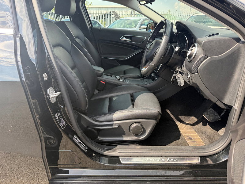 Mercedes-Benz A Class 1.5 A180d Sport (Executive) Hatchback 5dr Diesel 7G-DCT Euro 6 (s/s) (109 ps)