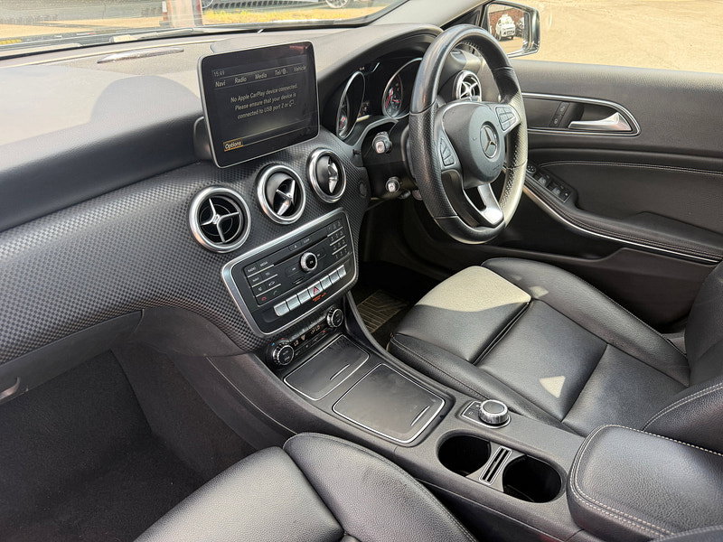 Mercedes-Benz A Class 1.5 A180d Sport (Executive) Hatchback 5dr Diesel 7G-DCT Euro 6 (s/s) (109 ps)