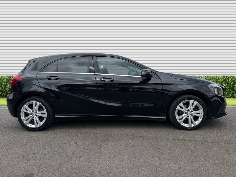 Mercedes-Benz A Class 1.5 A180d Sport Hatchback 5dr Diesel 7G-DCT Euro 6 (s/s) (109 ps)