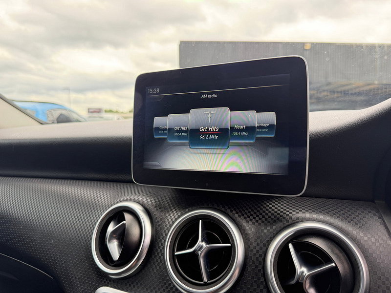 Mercedes-Benz A Class 1.5 A180d Sport Hatchback 5dr Diesel 7G-DCT Euro 6 (s/s) (109 ps)