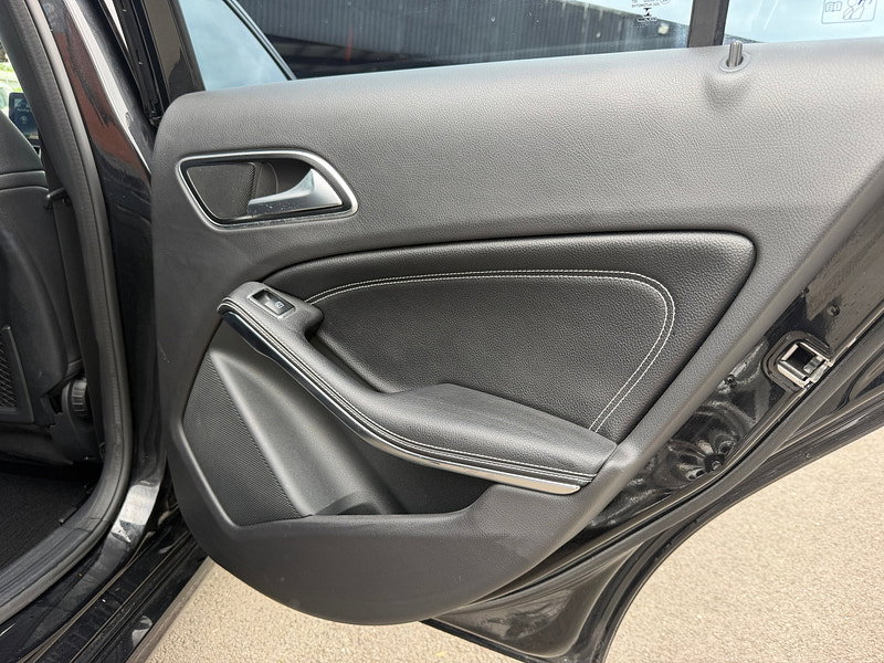 Mercedes-Benz A Class 1.5 A180d Sport Hatchback 5dr Diesel 7G-DCT Euro 6 (s/s) (109 ps)