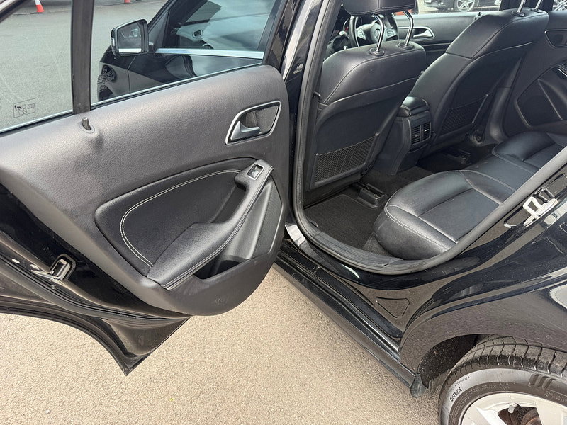 Mercedes-Benz A Class 1.5 A180d Sport Hatchback 5dr Diesel 7G-DCT Euro 6 (s/s) (109 ps)