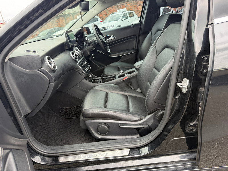 Mercedes-Benz A Class 1.5 A180d Sport Hatchback 5dr Diesel 7G-DCT Euro 6 (s/s) (109 ps)