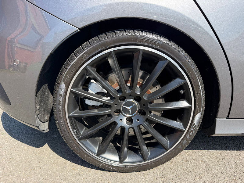 Mercedes-Benz A Class 2.0 A35 AMG (Premium Plus) Hatchback 5dr Petrol 7G-DCT 4MATIC Euro 6 (s/s) (306 ps)