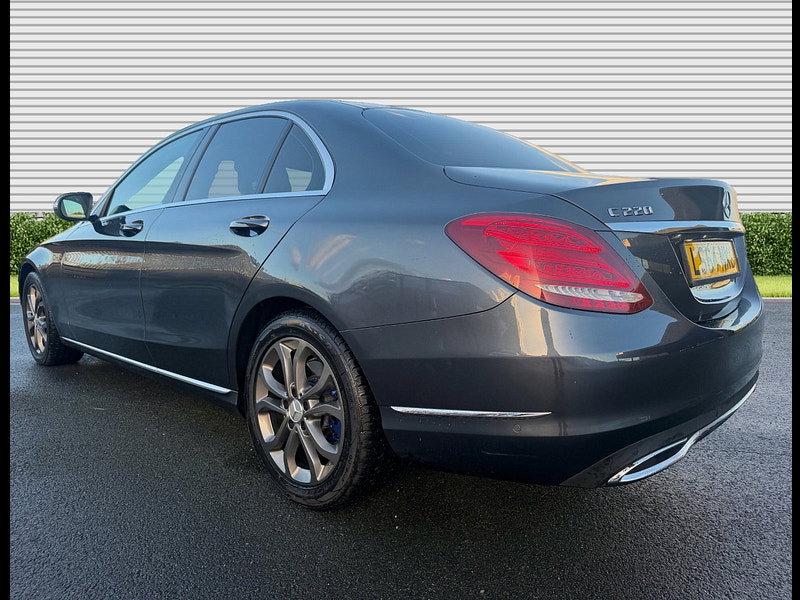 Mercedes-Benz C Class 2.1 C220 BlueTEC Sport Saloon 4dr Diesel G-Tronic+ Euro 6 (s/s) (170 ps)