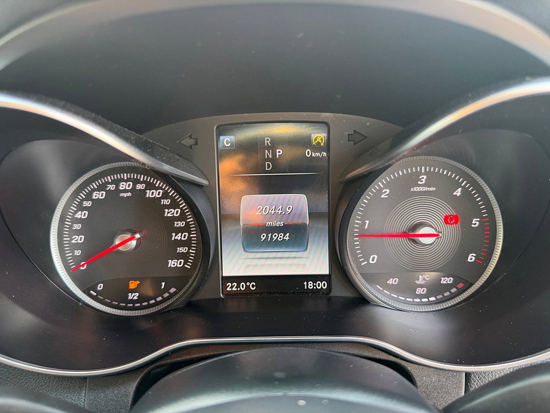 Mercedes-Benz C Class 2.1 C220d AMG Line (Premium Plus) Coupe 2dr Diesel G-Tronic+ Euro 6 (s/s) (170 ps)