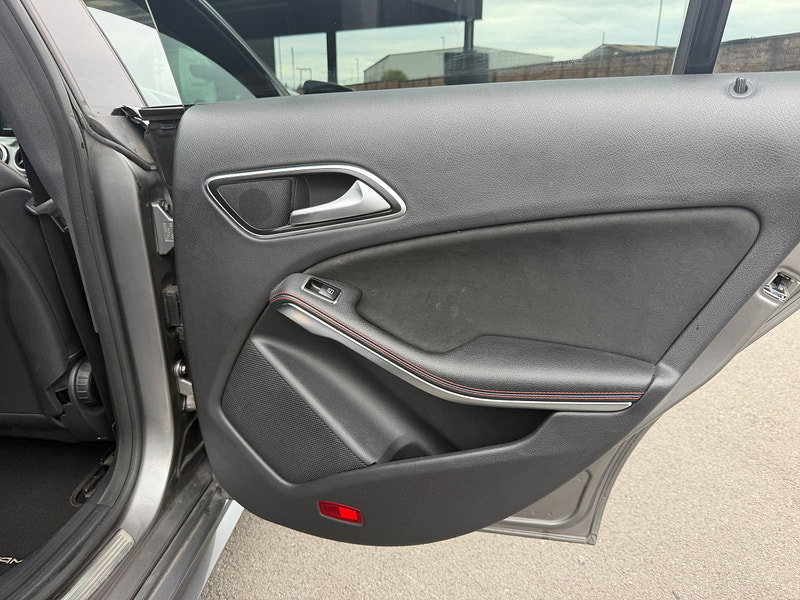 Mercedes-Benz CLA 2.1 CLA200 CDI AMG Sport Coupe 4dr Diesel 7G-DCT Euro 6 (s/s) (136 ps)