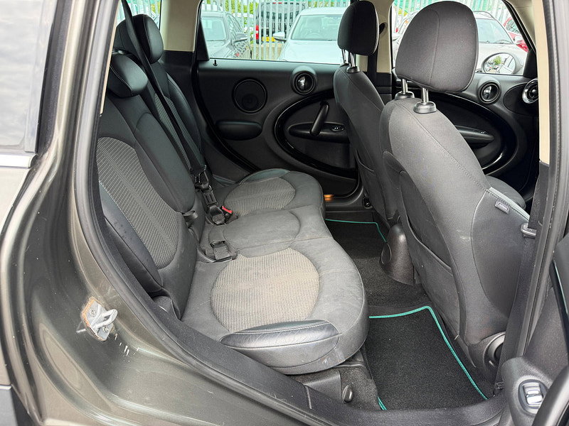 MINI Countryman 2.0 Cooper D SUV 5dr Diesel Auto ALL4 Euro 5 (112 ps)