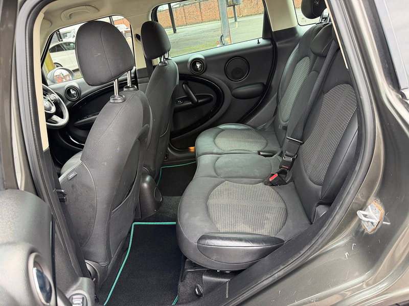 MINI Countryman 2.0 Cooper D SUV 5dr Diesel Auto ALL4 Euro 5 (112 ps)