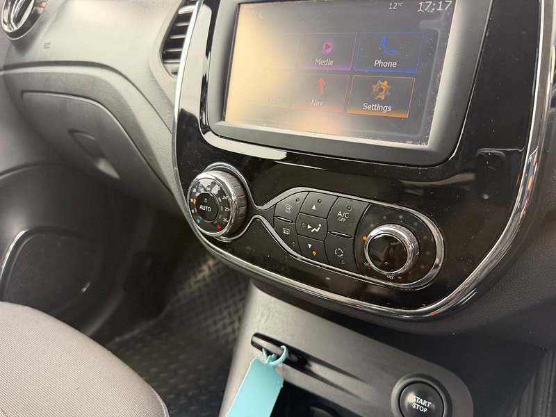 Renault Captur 1.5 dCi ENERGY Dynamique Nav SUV 5dr Diesel Manual Euro 6 (s/s) (90 ps)